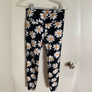 Gilly Hicks Daisy Leggings